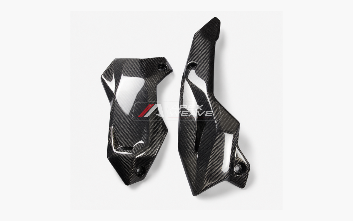 Kawasaki Z900 dry carbon fiber Belly Pan – product view