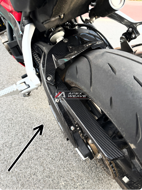 QJMotor SRK 800 RR dry carbon fiber Rear Chain Cover